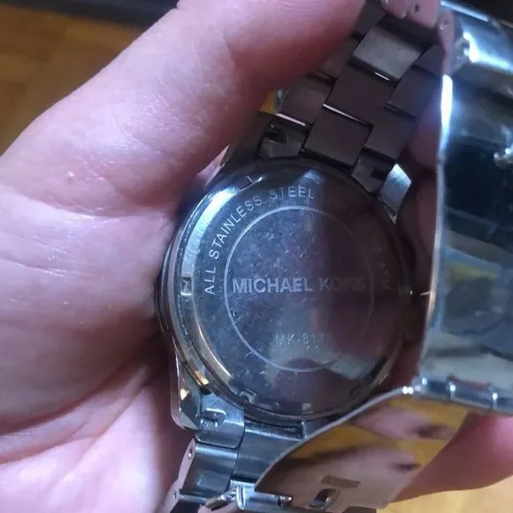 Big face ladies Michael Kors watch - Picture 4 of 6